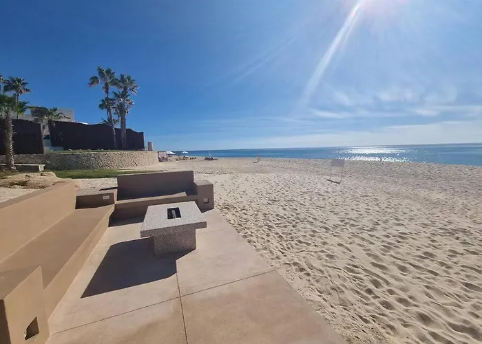 La Roca 8 Min Walking Distance To The *